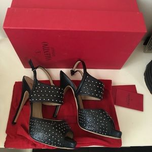Valentino Pumps